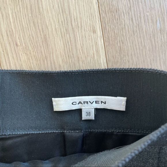 Carven Paris absolutely gorgeous structured skirt. - Picture 5 of 12